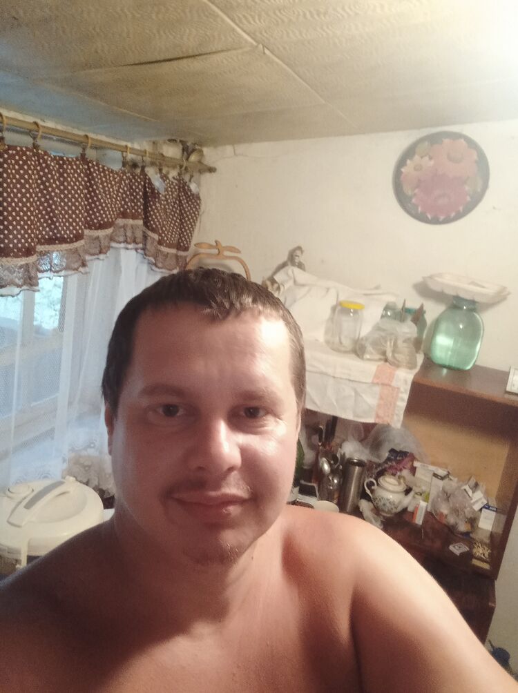  32364769  , 37 ,    