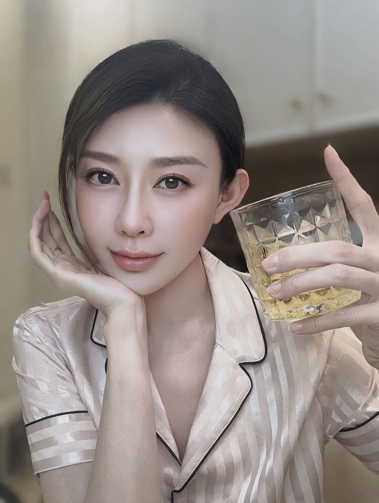  52315199  Shishizinian, 37 ,    