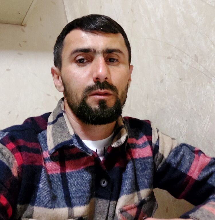  33639919  Salim, 36 ,    