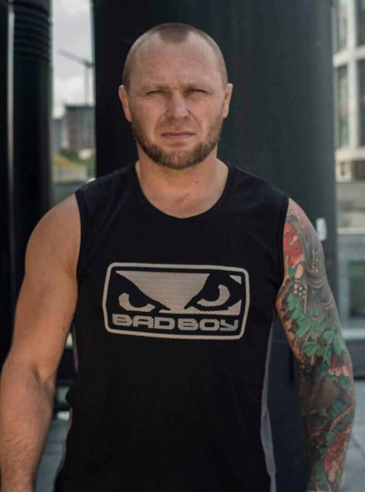 ���� 19554709 ������� ����, 38 ���, ���� ���������� � ������