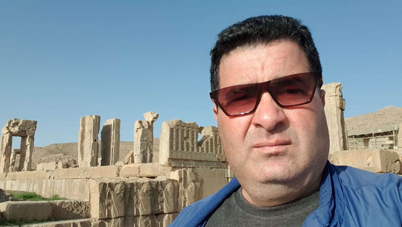  ,   Arash, 47 ,   ,   , c , 