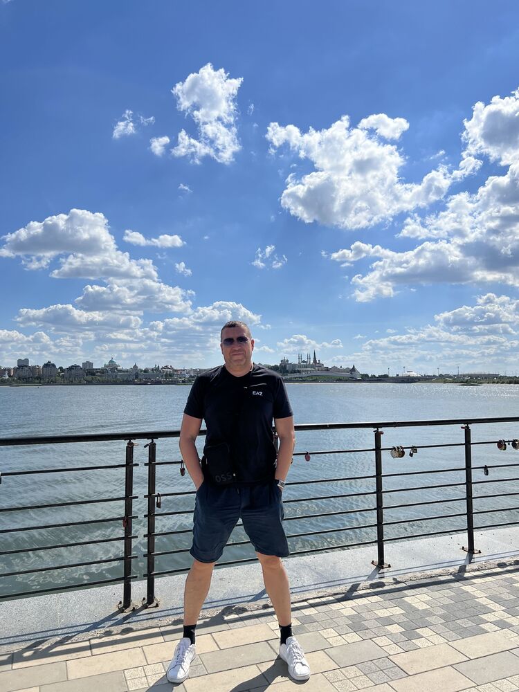  36774749  , 44 ,    -