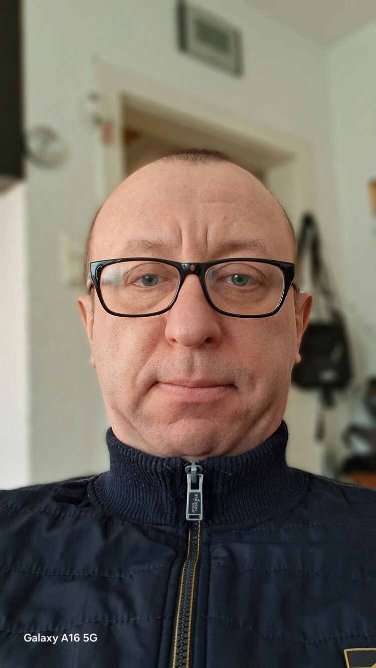  51158119  , 52 ,    Duisburg