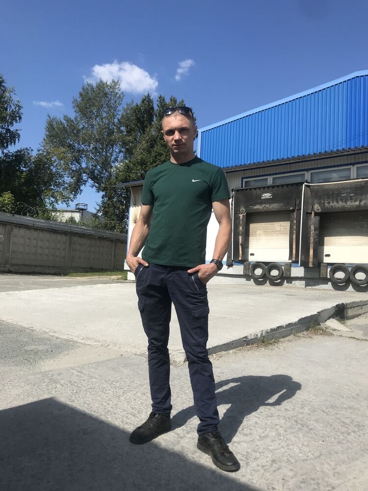  52740679  , 31 ,    