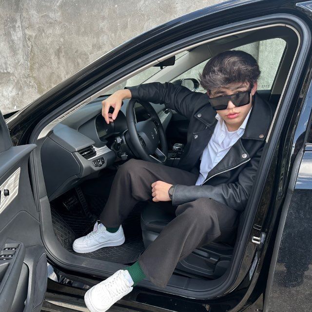  ,   , 25 ,   ,   