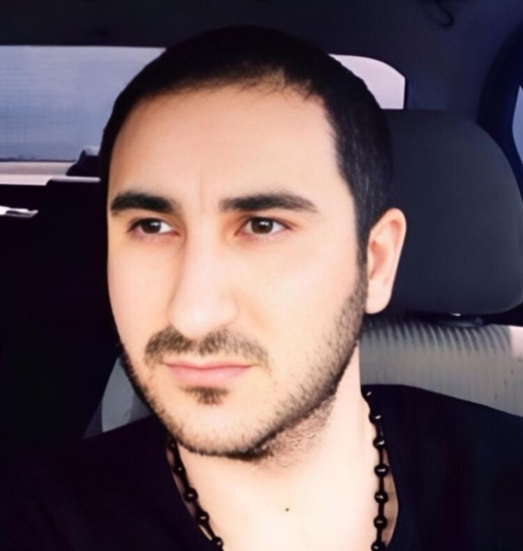  49944939  , 35 ,    