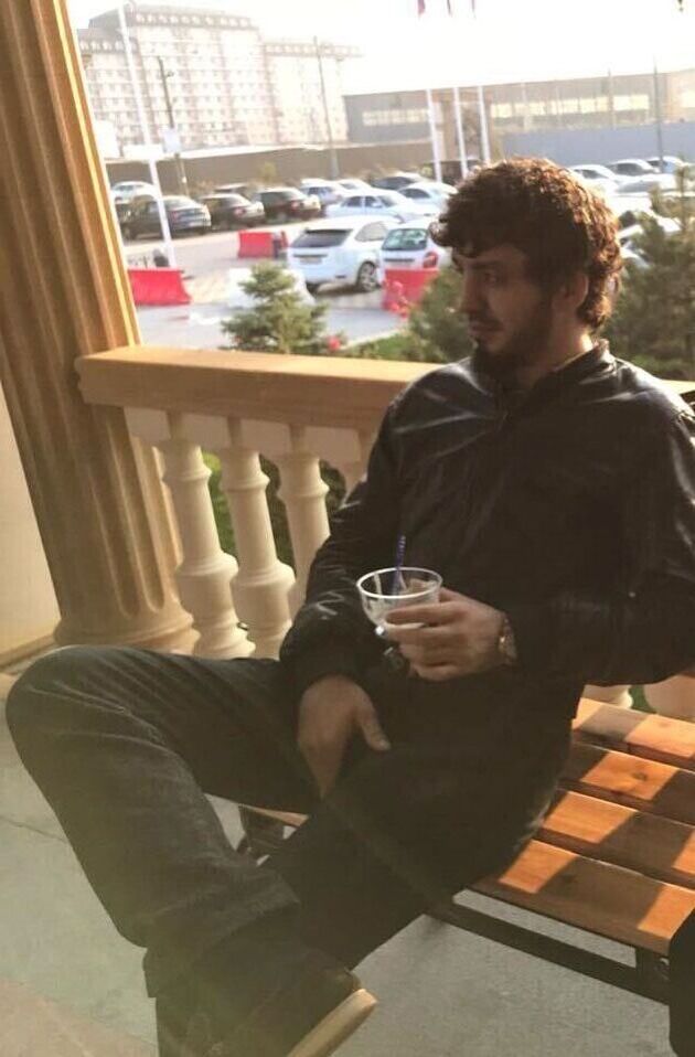  27554149  Muhammad, 33 ,    