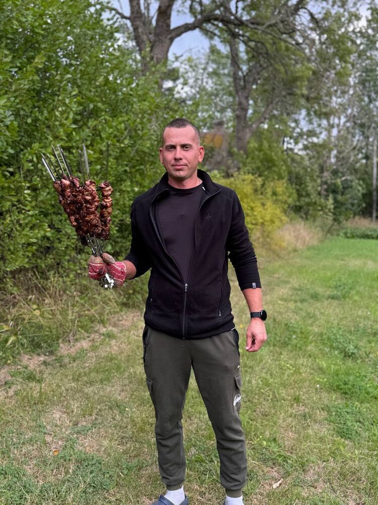  ,   Vlad, 31 ,   ,   , c , 