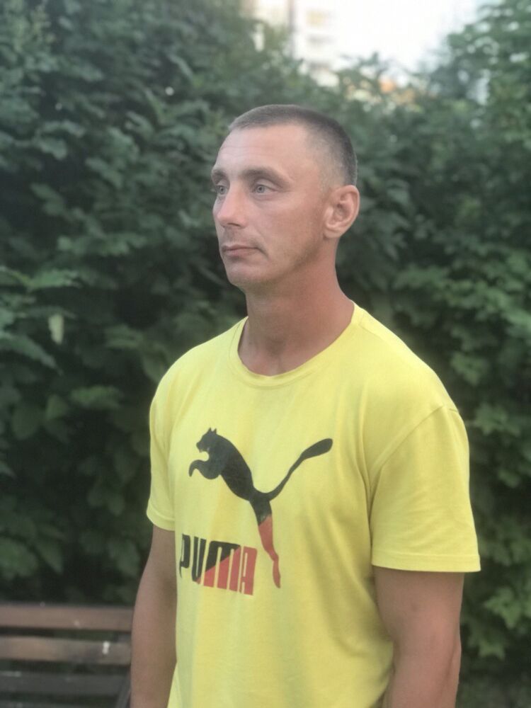  27427909  , 40 ,    