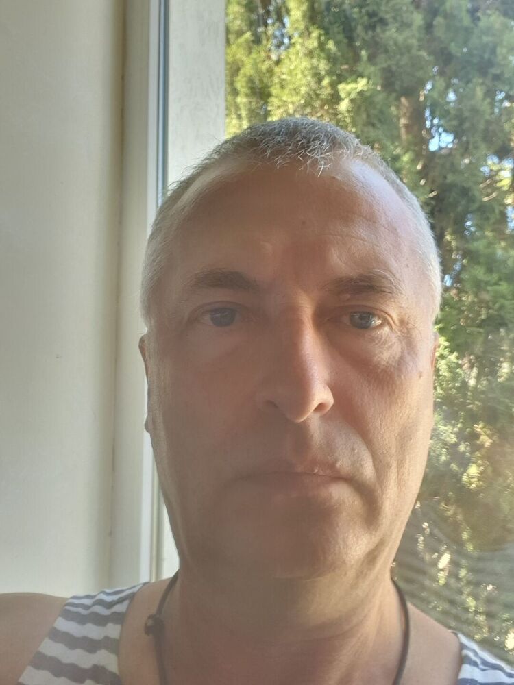  52950429  , 52 ,    