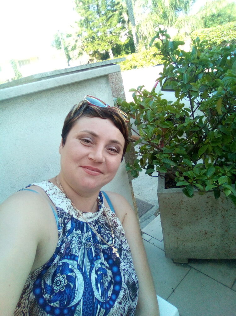  17099189  Viktoria, 43 ,    Casarano