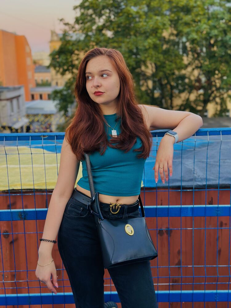  -,   , 21 ,   ,   