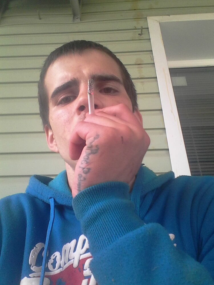  12004019  Andrei, 30 ,    