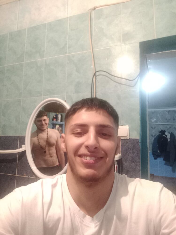 ���� 40585899 ����� ����, 20 ���, ���� ���������� � �������-��-����