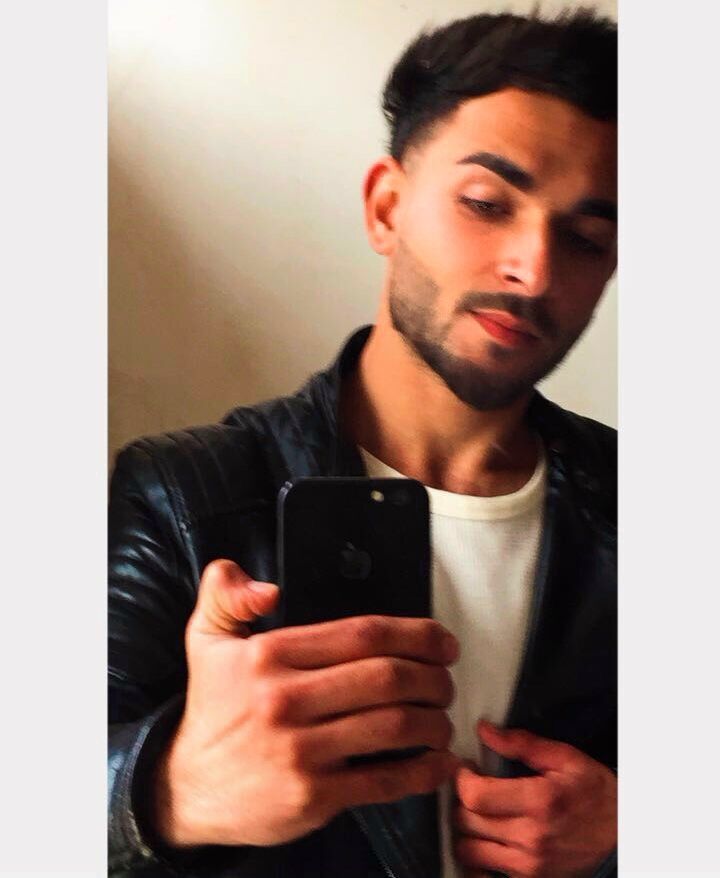  ,   M Zahed, 25 ,   ,   