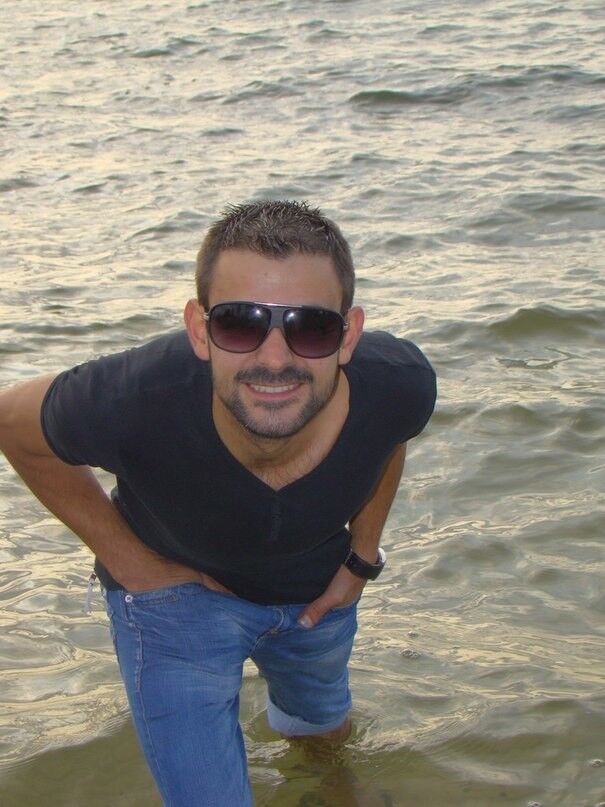  -,   Tomka, 35 ,   