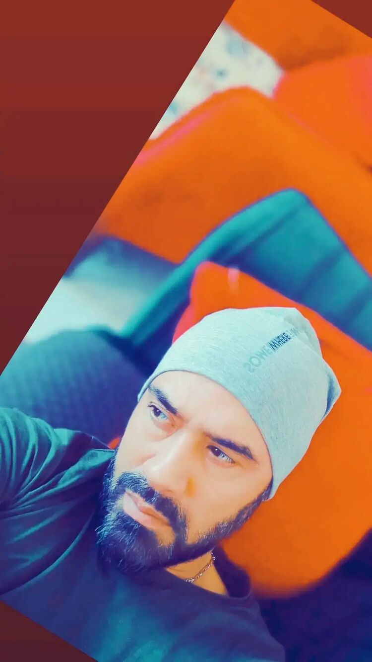  ,   Mehmet, 43 ,   ,   