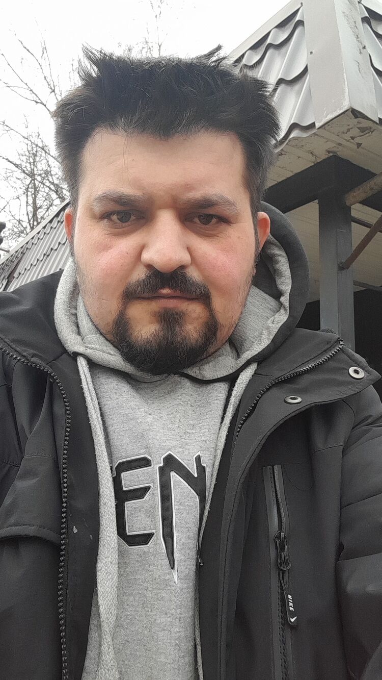  51243279  Ramiz, 36 ,    