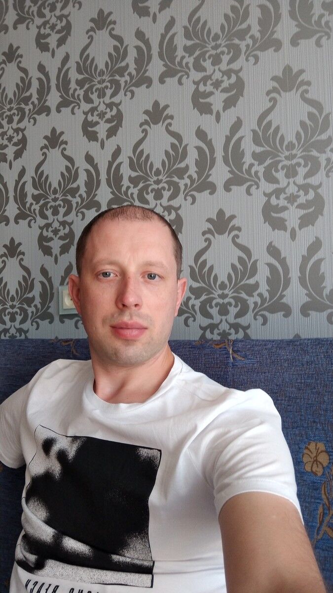  ,   Andrej, 41 ,   ,   , c 