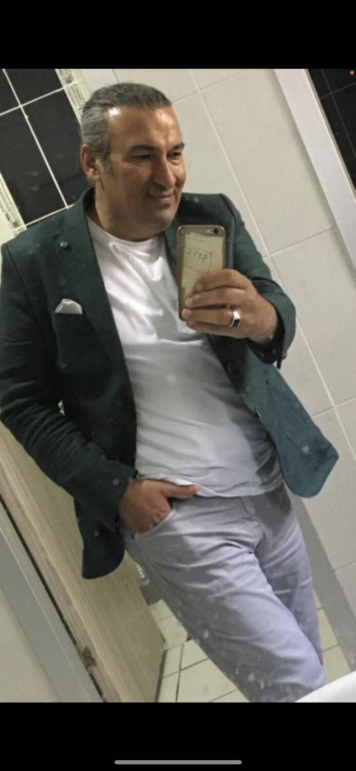  36238379  Hamdi, 52 ,    