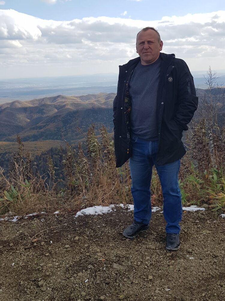  -,   , 52 ,   