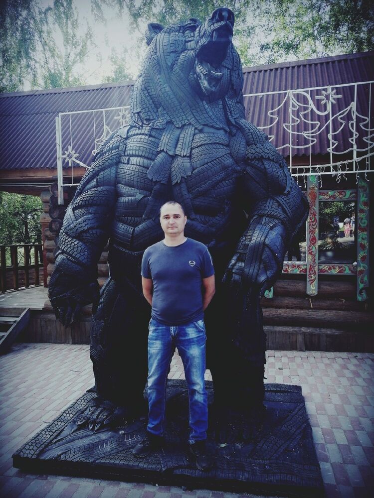  ,   Sergei, 37 ,   ,   , c 