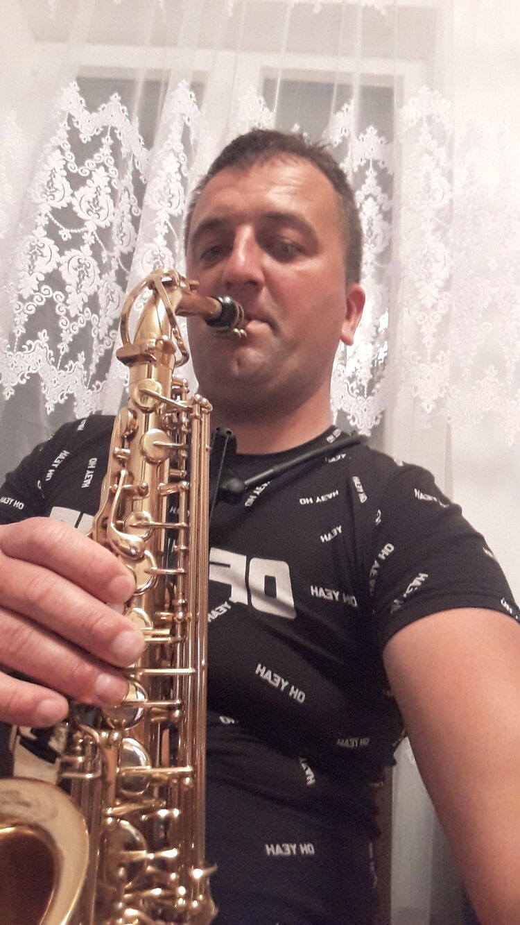  27451279  , 39 ,    