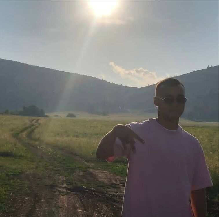  32666269  , 24 ,    