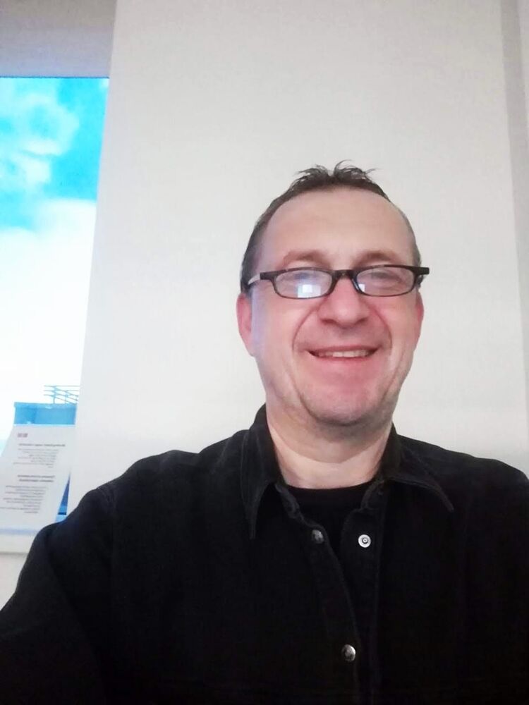  26748129  Valerian, 56 ,    