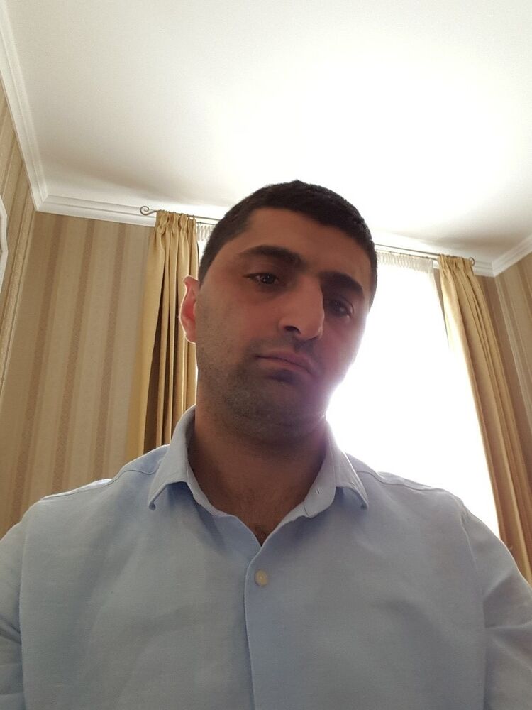 ,   Lasha, 40 ,   