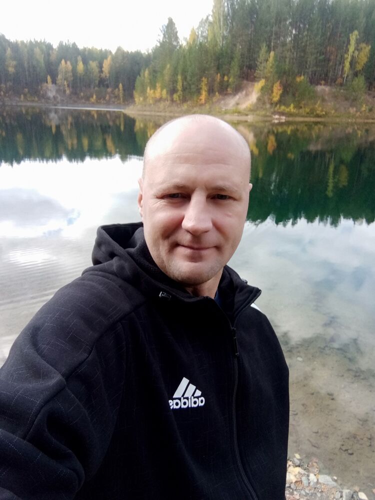 ���� 25587899 ������� ������, 46 ���, ���� ���������� � �����-����������