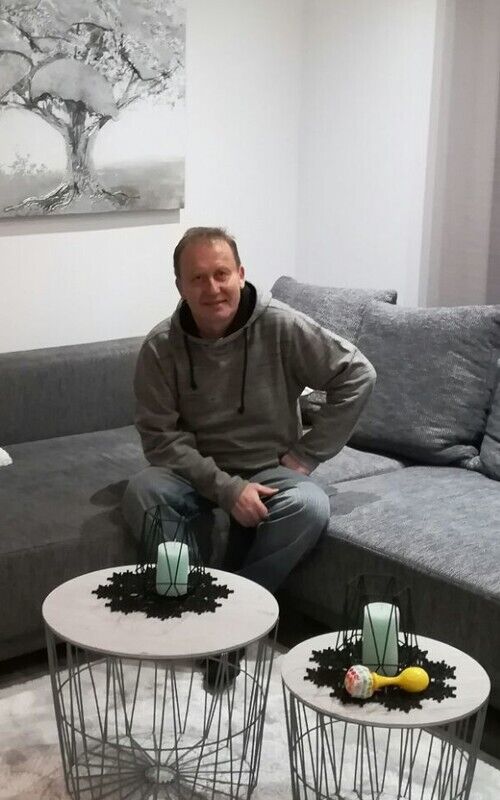  ,   Alex, 61 ,   ,   , c 