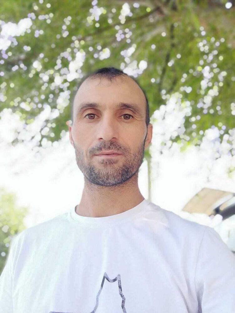  34100739  Bakhtiar, 42 ,    
