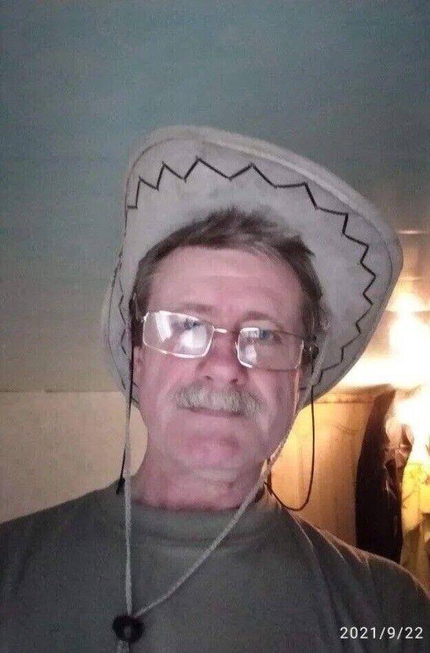  36753419  Vadim, 64 ,    