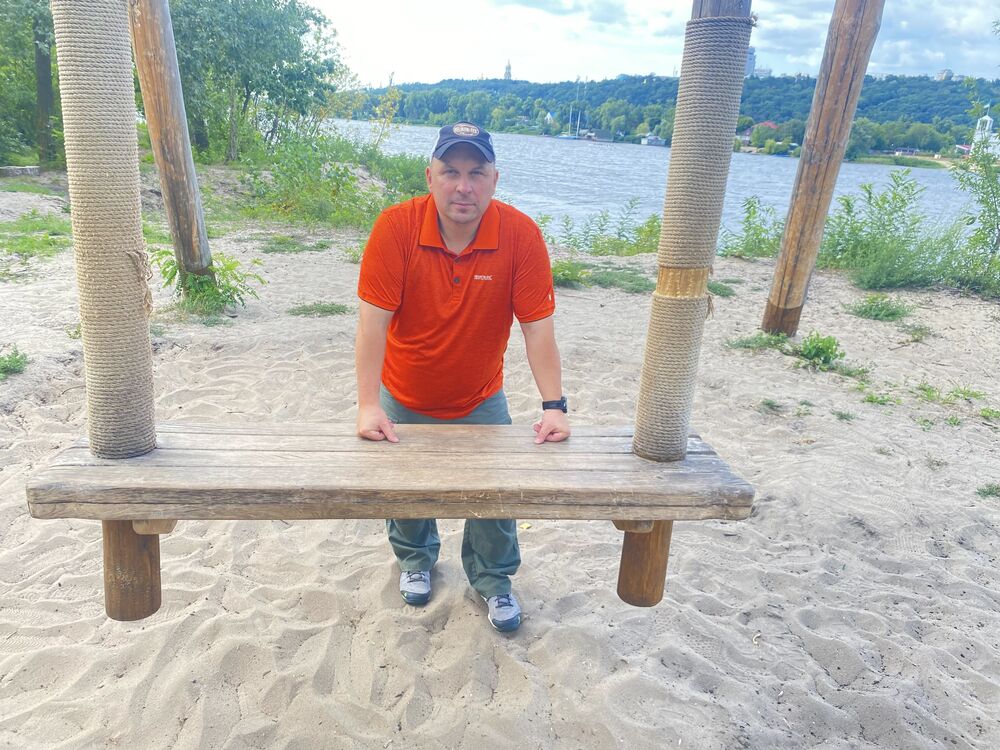  ,   Evgeniy, 46 ,     
