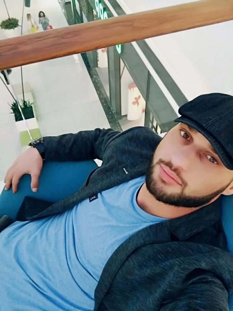  43382889  , 34 ,    