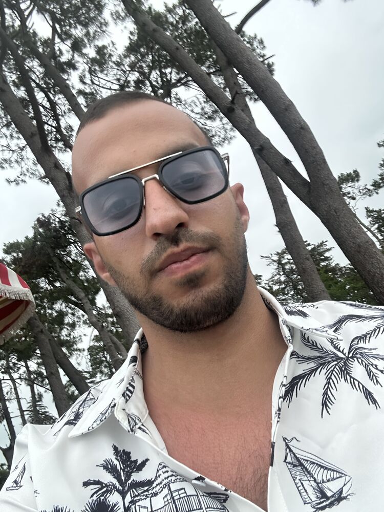  52761619  Narel, 24 ,    