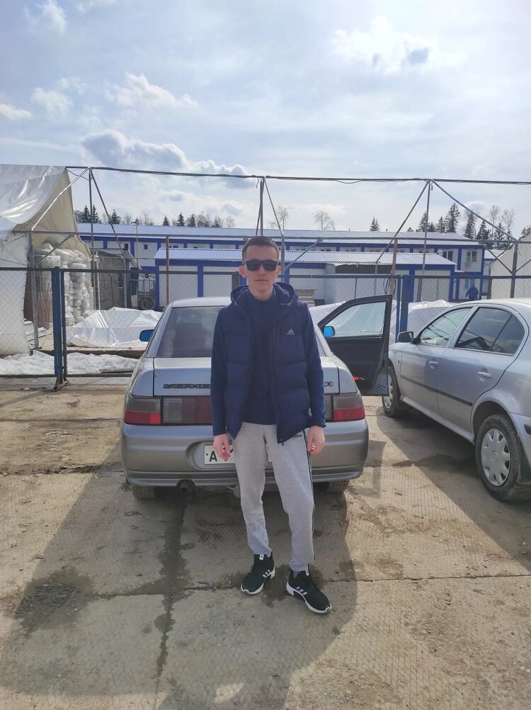  47048339  , 32 ,    