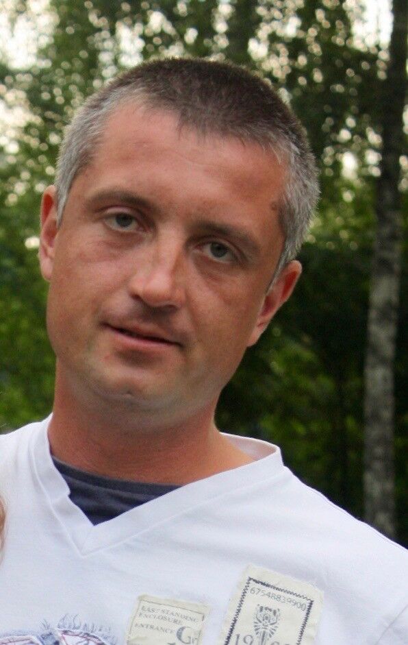  8413599  Aleks, 42 ,    