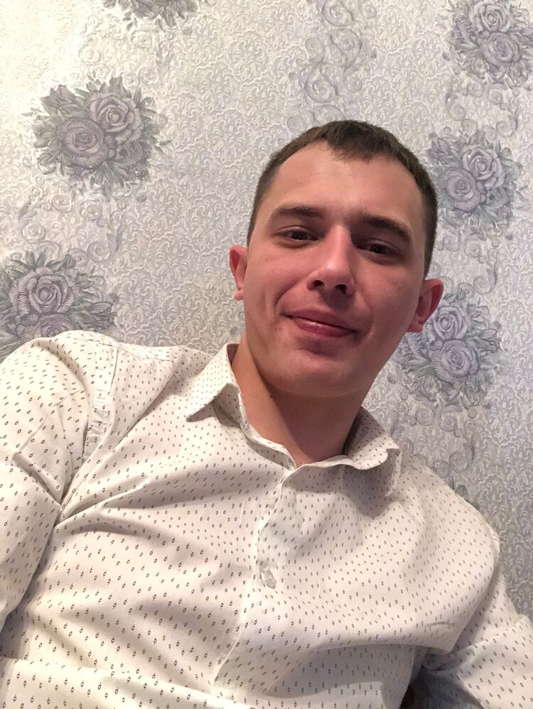 44317919  , 33 ,    