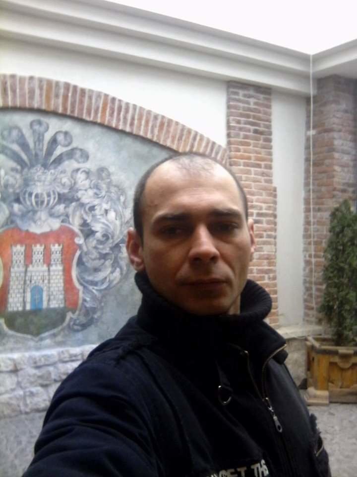  -,   , 42 ,     , c 