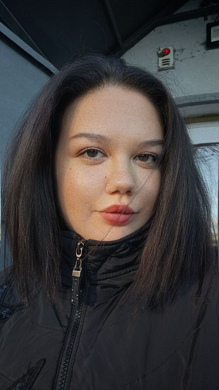  54658579  Nastuasamara, 24 ,    