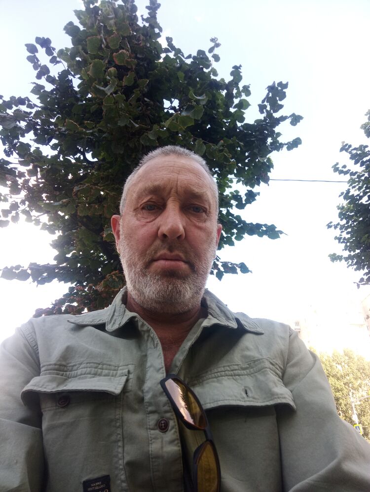  45080279  , 52 ,    