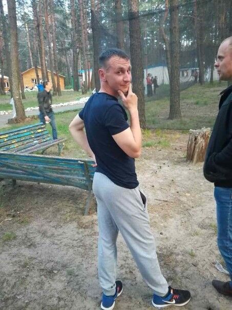 11968599  Dima, 40 ,    