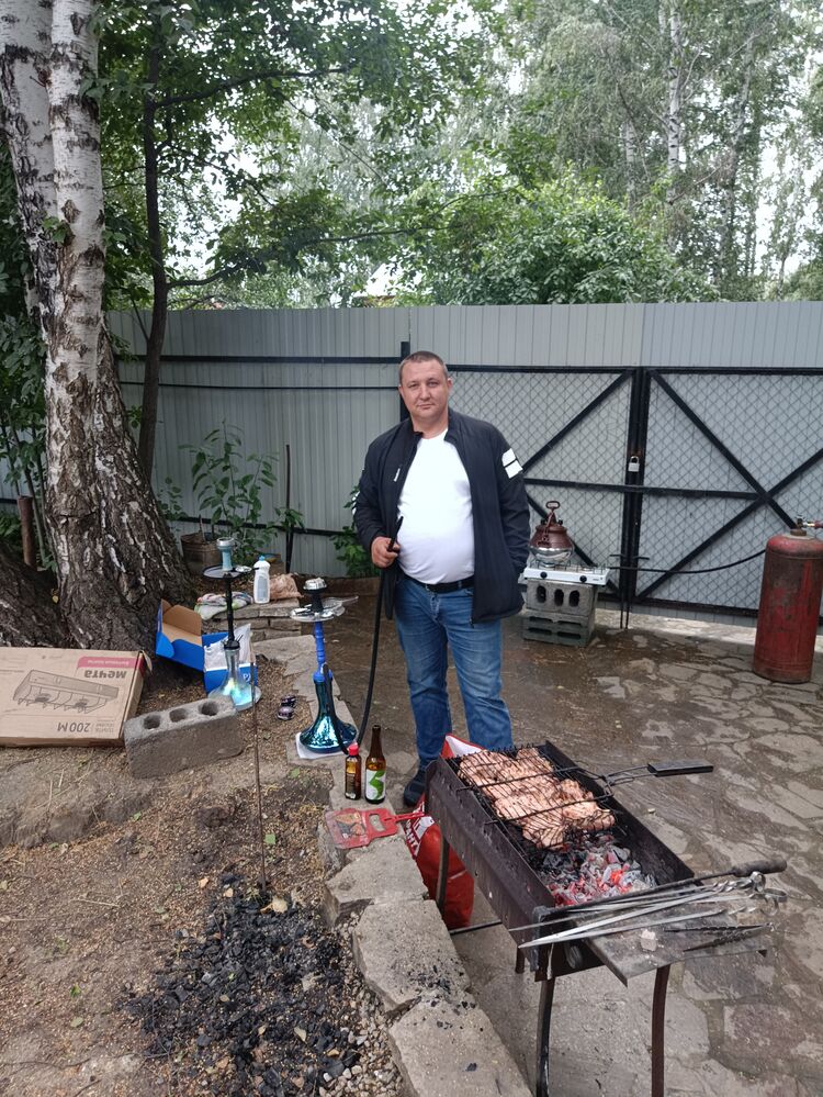  28168589  , 38 ,    