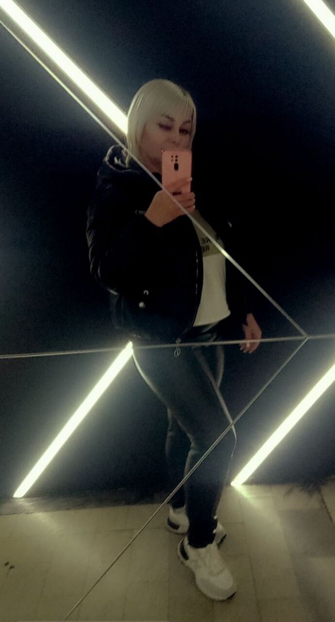  40429409  , 39 ,    