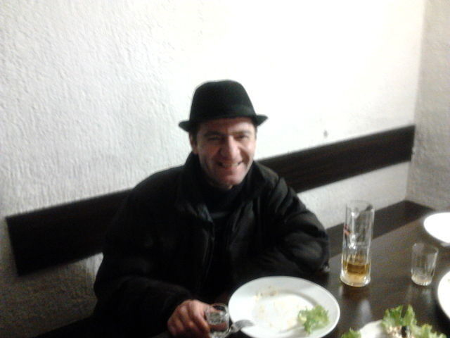  ,   Ioska, 49 ,   