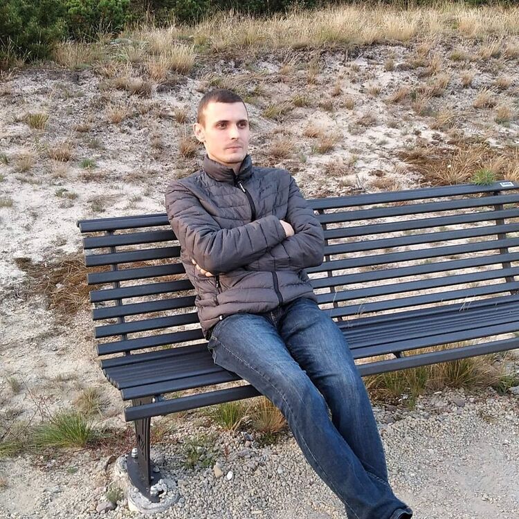  Winnipeg,   Ruslan, 37 ,   ,   , c 
