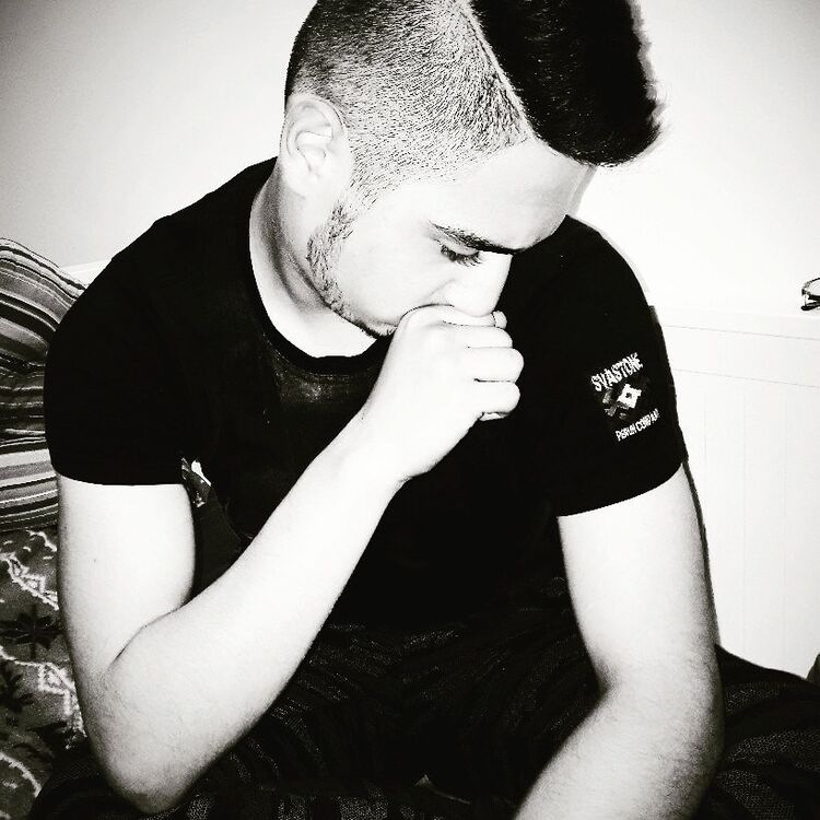  --,   , 24 ,   