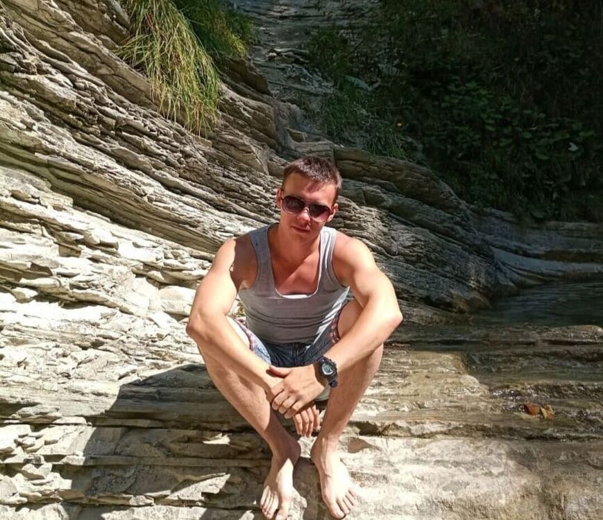  38186699  Andrey, 26 ,    